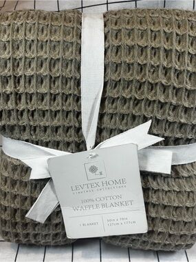 Levtex Waffle Cotton Blanket - Taupe